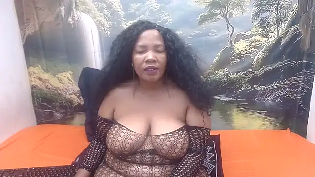 CURVYELEGANCExxx online show from 07.11.26