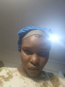 Snapshot of shazbaibe chatting on 06.23.26 shazbaibe online show from 06.23.26