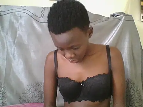 Tish Leylah online show from 07.12.26