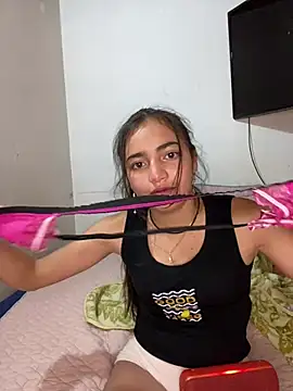 Julia valentina online show from 07.14.26