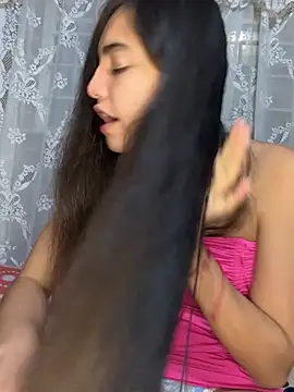 Julia valentina online show from 08.08.26