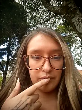 karla-giraldo1 online show from 07.21.26
