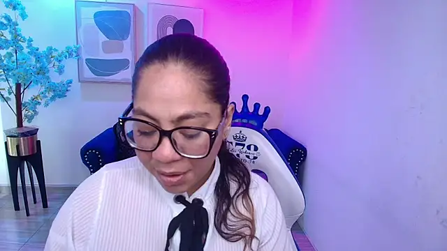 Silvana lane online show from 08.07.26