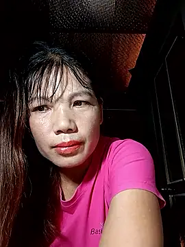 Snapshot of Gee_hot chatting on 06.20.26 Gee hot online show from 06.20.26