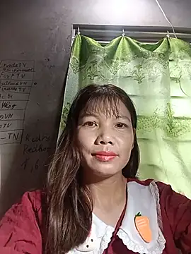 Snapshot of Gee_hot chatting on 07.17.26 Gee hot online show from 07.17.26