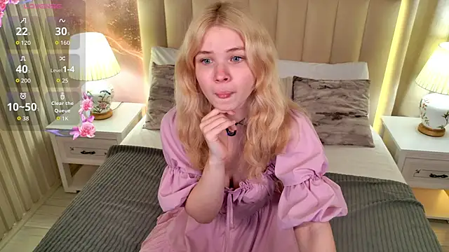 ChloeWells online show from 07.08.26