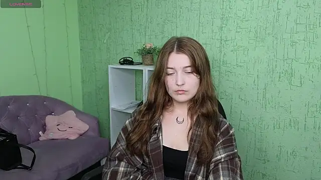 Zoe Zenith online show from 06.18.26