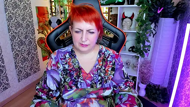Joana Woods online show from 07.02.26