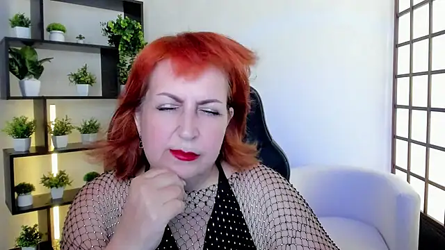 Joana Woods online show from 07.03.26