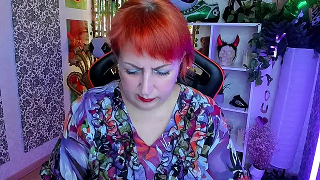 Joana Woods online show from 07.07.26