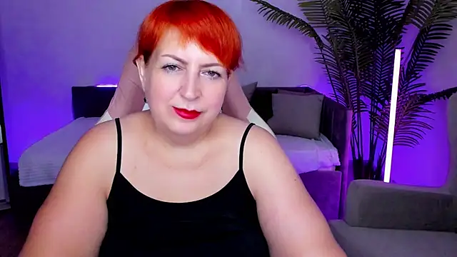 Joana Woods online show from 07.23.26