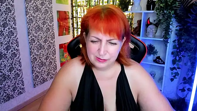 Joana Woods online show from 08.05.26