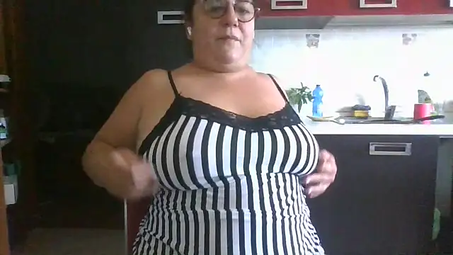 MissEva10 online show from 07.23.26