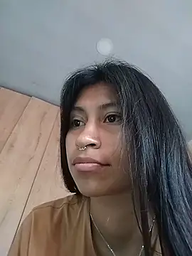 Pocahontas Honey online show from 07.08.26