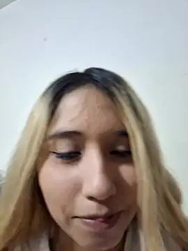 Honeycitabomnita online show from 06.24.26