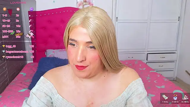roxxy pink  online show from 07.22.26