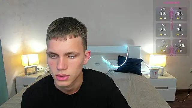 Snapshot of m0neyken chatting on 06.29.26 m0neyken online show from 06.29.26
