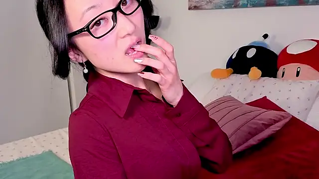 MySweetSofie online show from 10.26.25