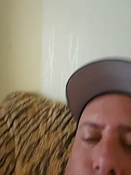 heterohotguy78 online show from 07.28.26