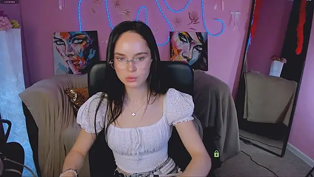 vanesa lux online show from 07.05.26