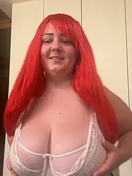 Liliabuton online show from 07.18.26