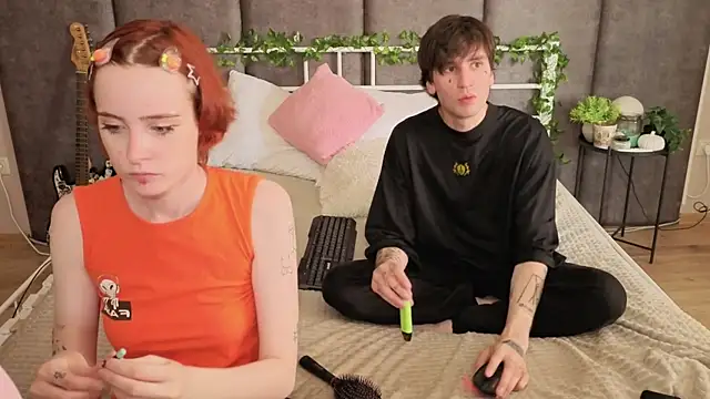 Danny loves Maryy online show from 06.26.26