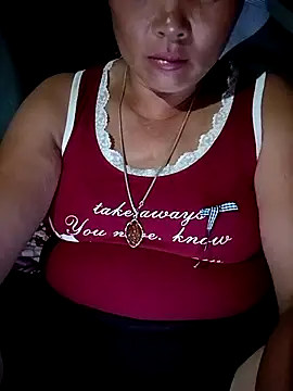 Snapshot of NyloveSquirt chatting on 06.25.26 NyloveSquirt online show from 06.25.26