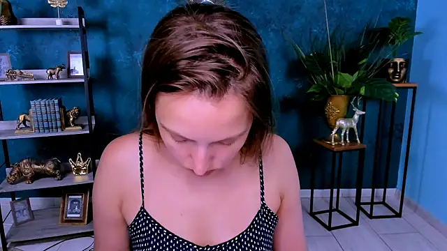ErinWise online show from 07.04.26