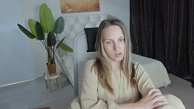 ErinWise online show from 07.28.26
