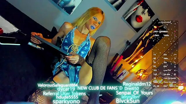 Snapshot of love_amor_ chatting on 01.09.25 love amor  online show from 01.09.25