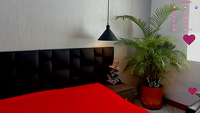 love amor  online show from 11.09.25