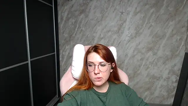 Reginasmilee online show from 02.10.26