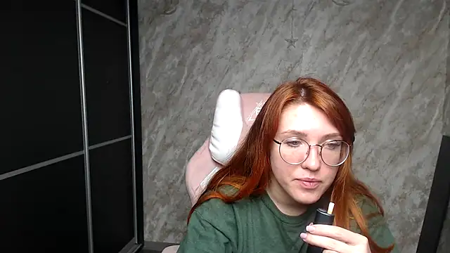 Reginasmilee online show from 02.10.26