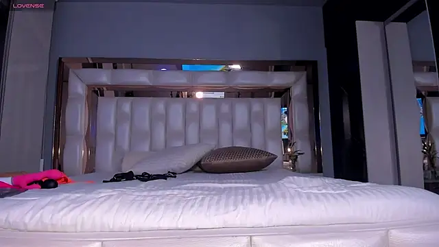 SarahPreston online show from 01.13.25