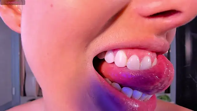 SarahPreston online show from 02.25.25