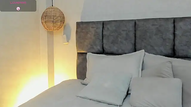 vera  lux online show from 08.04.26