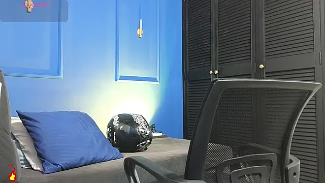 Kiing 001 online show from 07.04.26