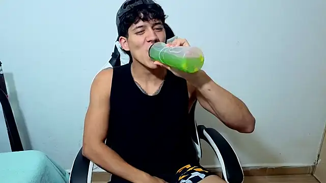 Noah  Dick online show from 08.05.26