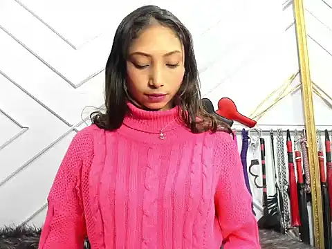 SarayZareen online show from 07.23.26
