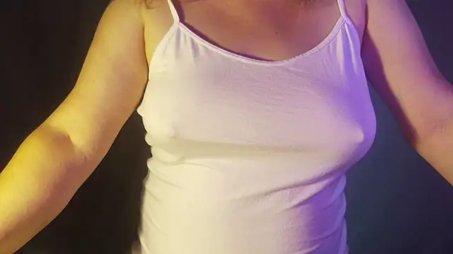 Snapshot of sexynipl chatting on 07.28.26 sexynipl online show from 07.28.26
