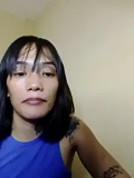 madamSHUWWALL online show from 06.25.26