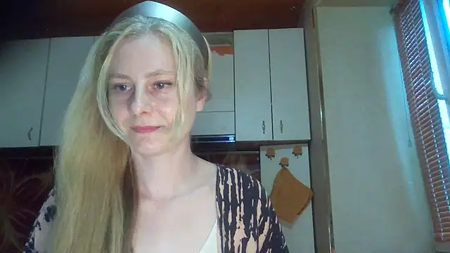 Vexieeka online show from 07.11.26