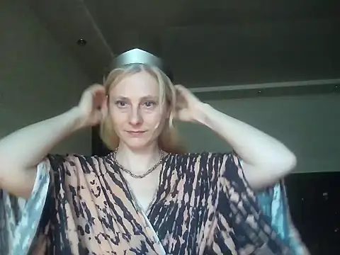 Vexieeka online show from 07.28.26