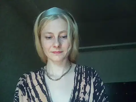 Vexieeka online show from 07.28.26
