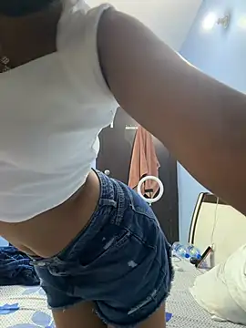 Muskan alveera18 online show from 07.06.26