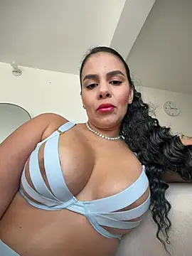 Snapshot of PamelaCosta chatting on 07.24.26 PamelaCosta online show from 07.24.26