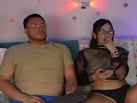 Abrilmidnight20 online show from 07.26.26