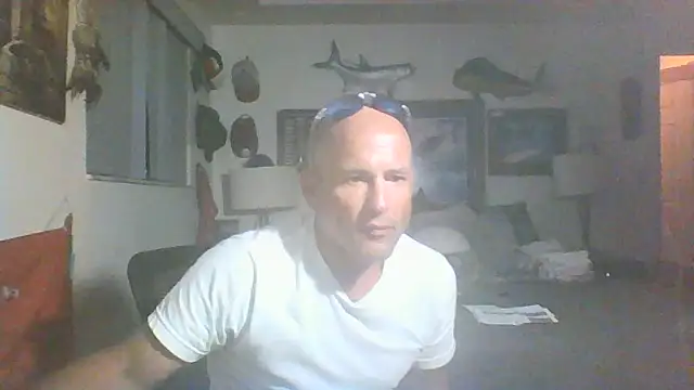 Snapshot of Reelg21 chatting on 07.08.26 Reelg21 online show from 07.08.26