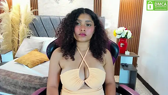 Izzy lux online show from 07.06.26