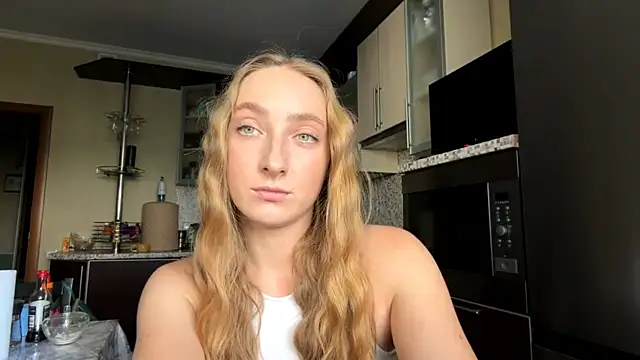 TenaSaladin online show from 07.06.26